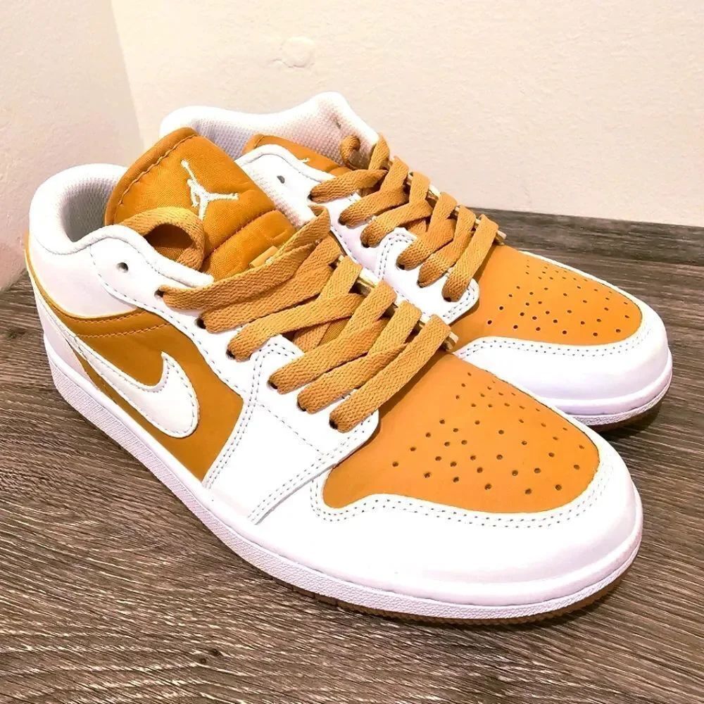 Air Jordan 1 Low